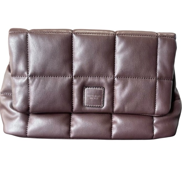 Lululemon Accessory Victoria Secret Cosmetic Bag Victoria Secret Lip Gloss NWT - Picture 2 of 10